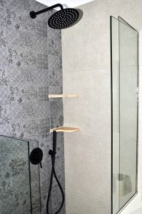 LILIAN STUDIOS WC